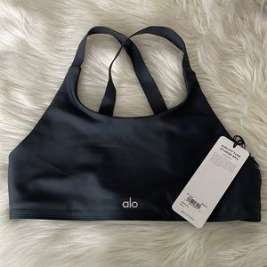 Alo Airlift Take Charge bra NWT